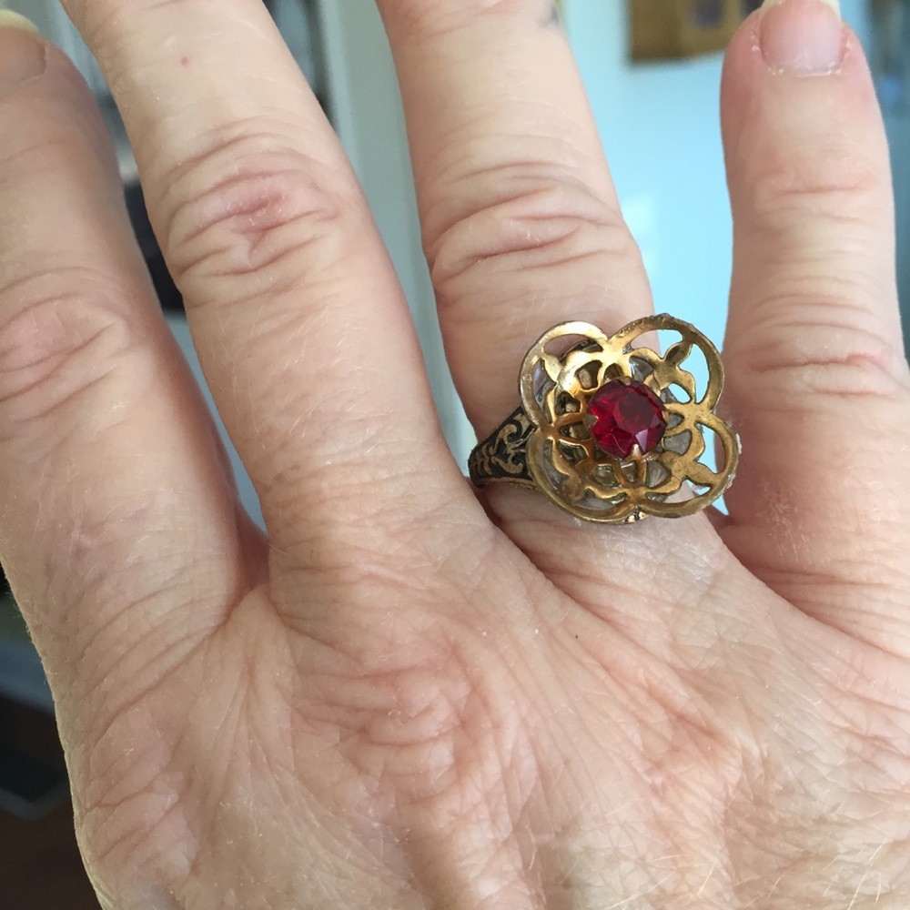 Vintage Red Ruby Rhinestone Ring - image 6